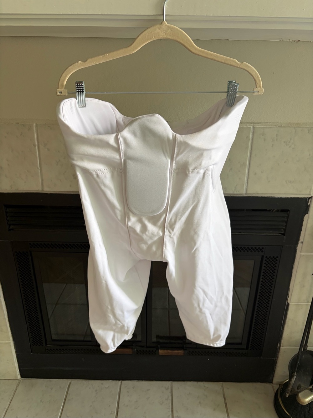 Riddell Adult XL Football Pants with Integrated Padding 7pc White *Excellent* - Picture 4 of 7